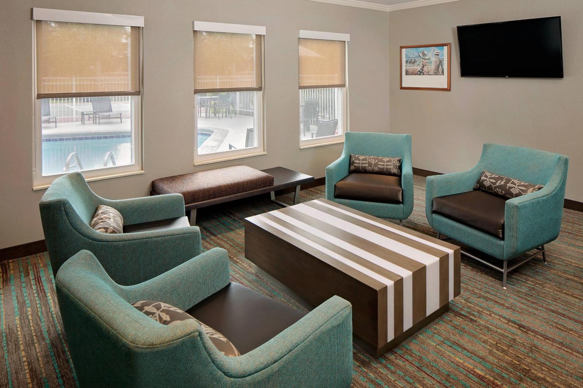 Residence Inn Louisville East Exteriör bild