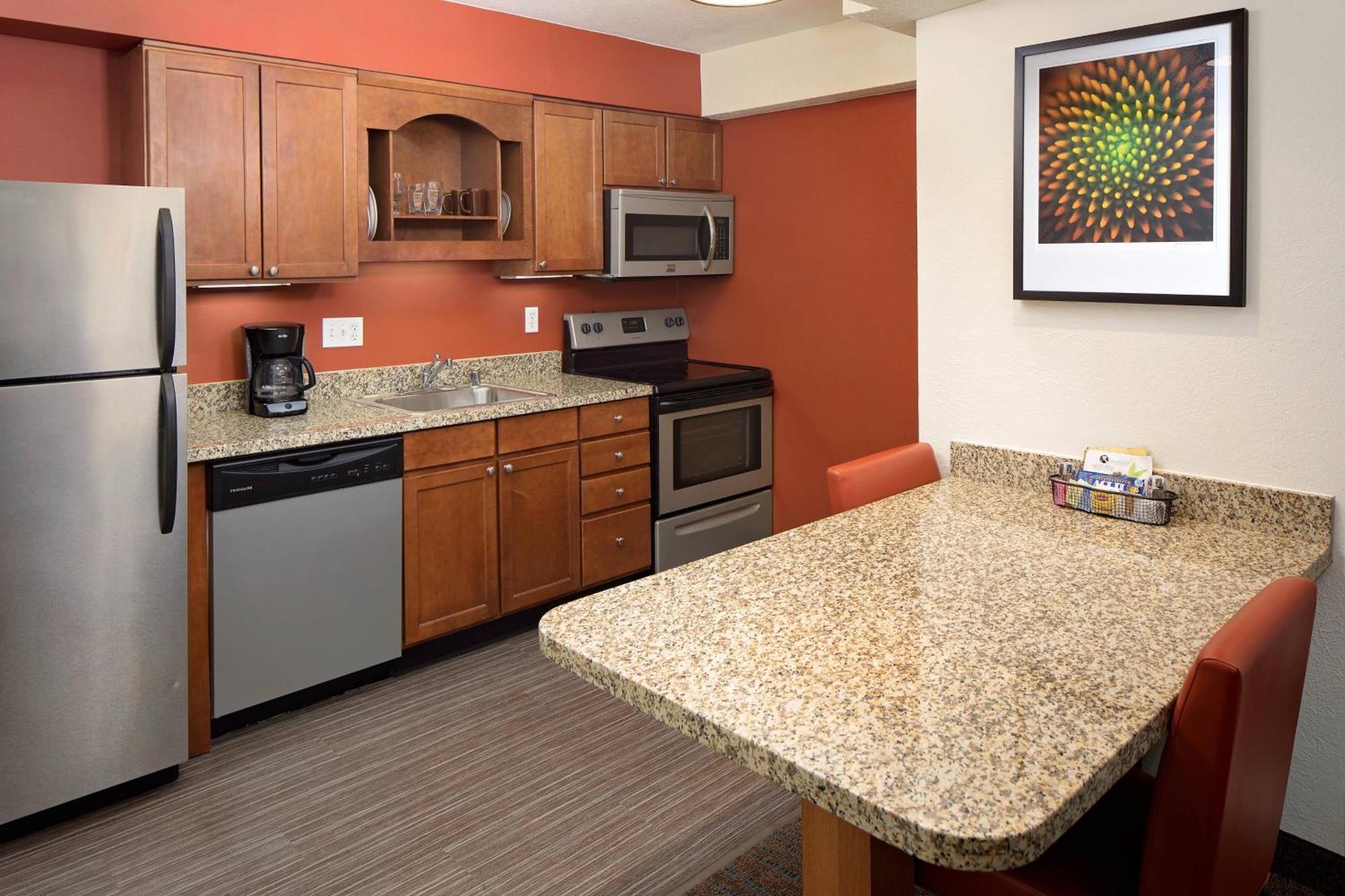 Residence Inn Louisville East Exteriör bild